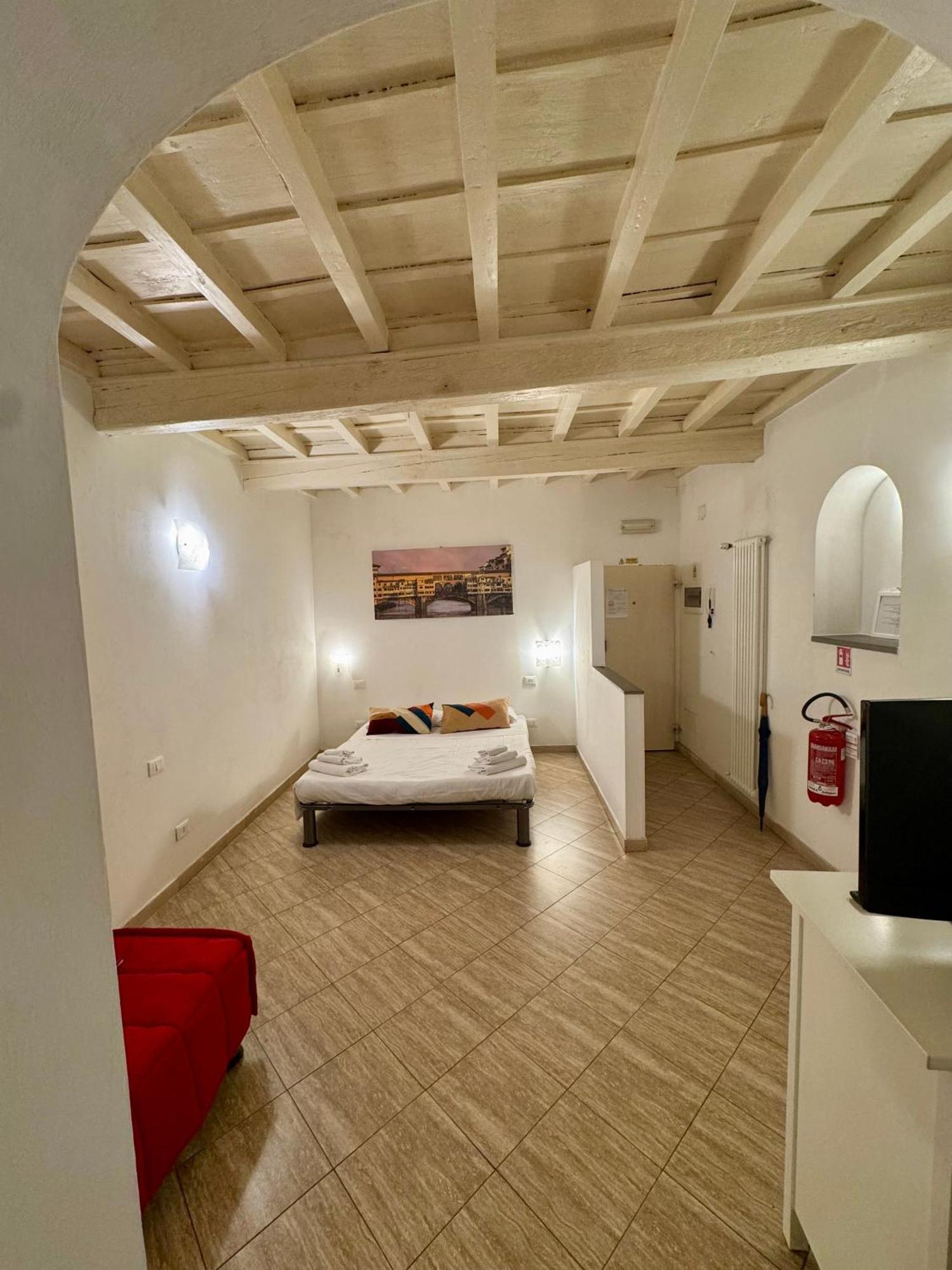 Lovely Portion Of Property Few Steps From Basilica Santa Croce Florence Exterior photo