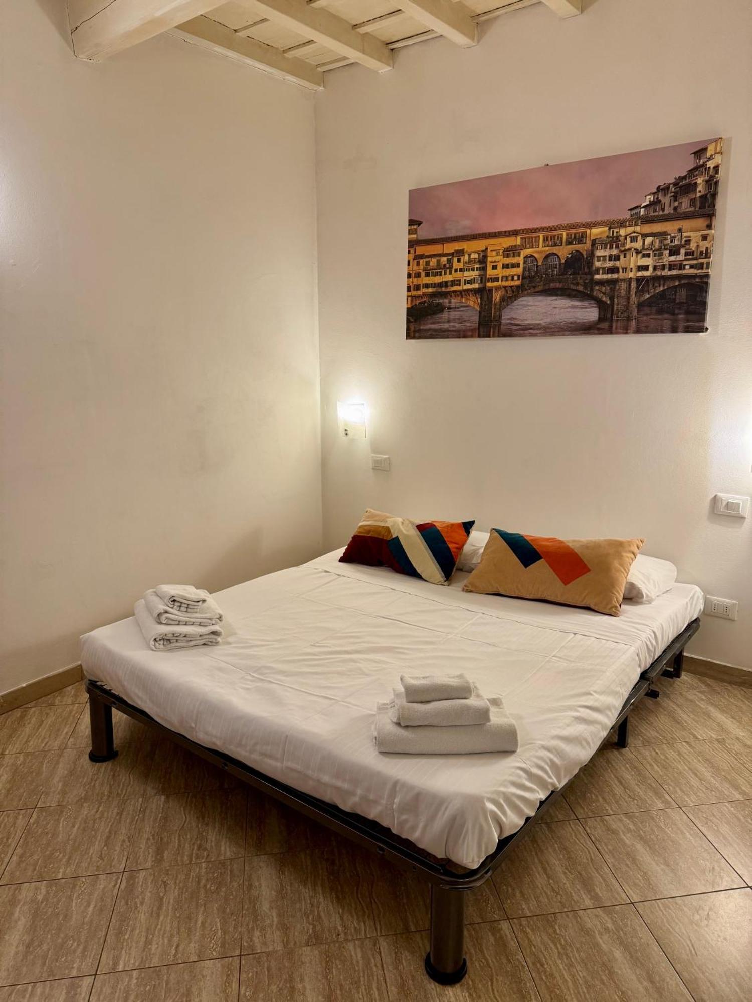 Lovely Portion Of Property Few Steps From Basilica Santa Croce Florence Exterior photo